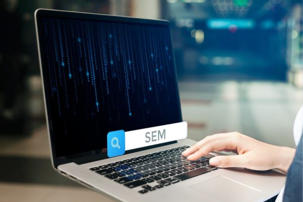 estrategia sem para posicionar paginas web